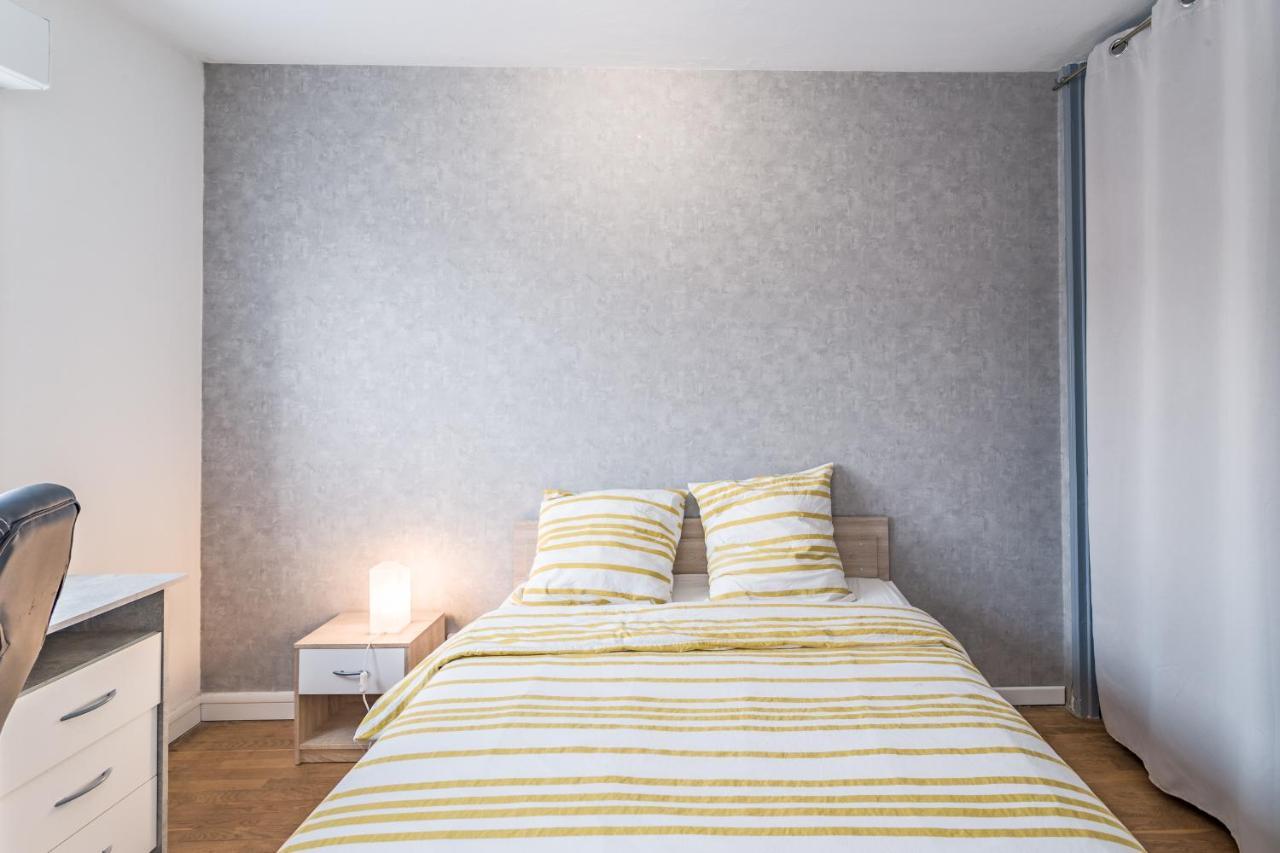 Spacieux Appartement - 6 Personnes - Parking Gratuit Saint-André-les-Vergers Εξωτερικό φωτογραφία